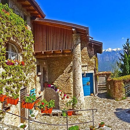 Apartamento Rustico Colonna House by Gardadomusmea Vesio Exterior foto