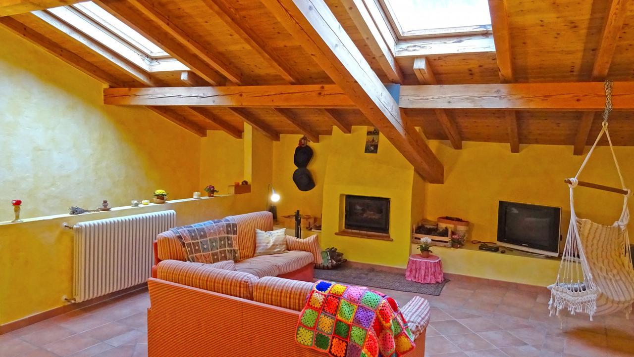 Apartamento Rustico Colonna House by Gardadomusmea Vesio Exterior foto